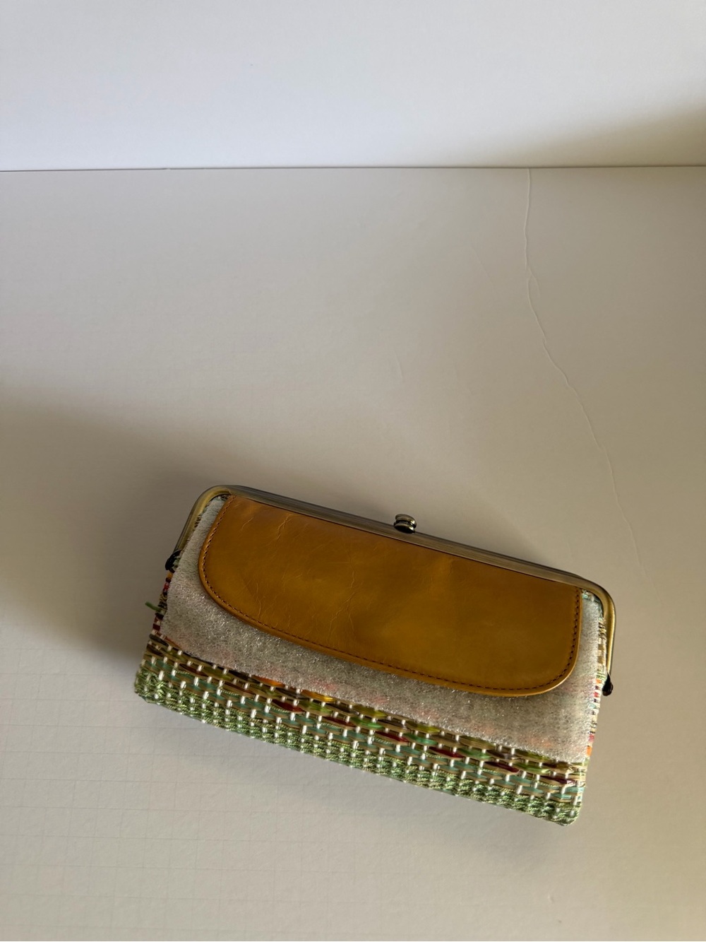 HOBO Mint and Tan Woven Crossbody Bag Brand new with matching wallet - Picture 9 of 13